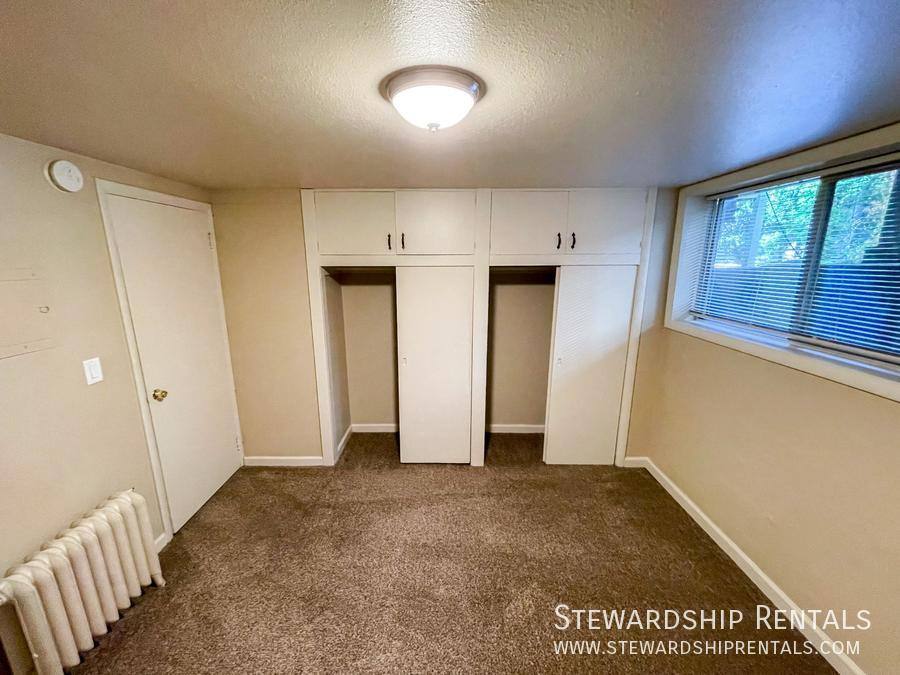Apartment for rent at 1831 Kincaid St #18, Eugene, OR 97403