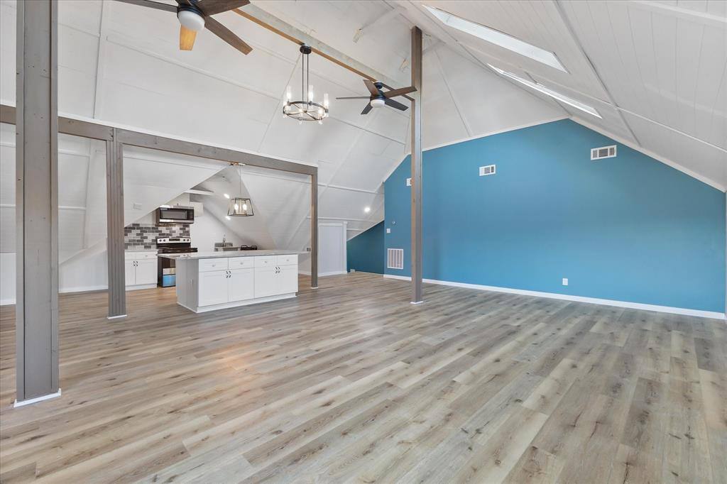 Apartment for rent at 2045 Chisholm Trail, Rockwall, TX 75032