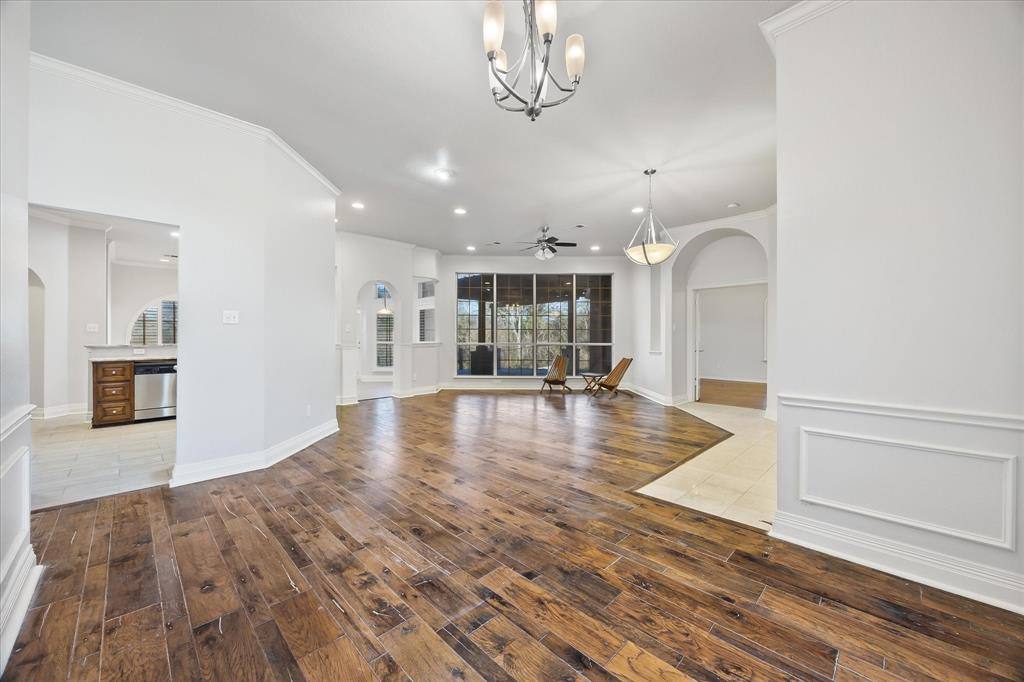 Apartment for rent at 2045 Chisholm Trail, Rockwall, TX 75032