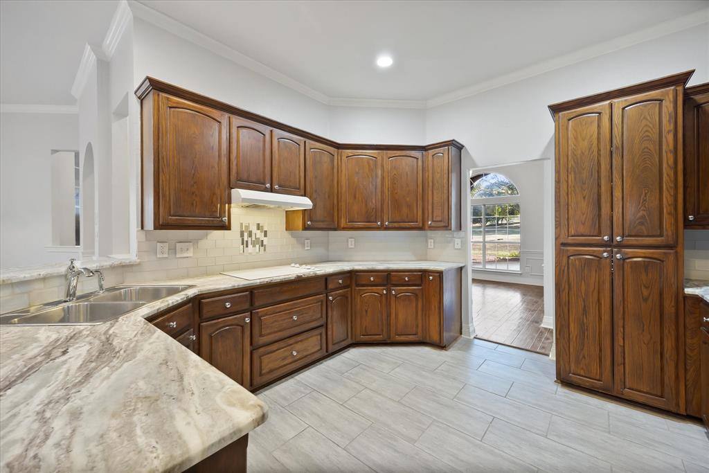Apartment for rent at 2045 Chisholm Trail, Rockwall, TX 75032