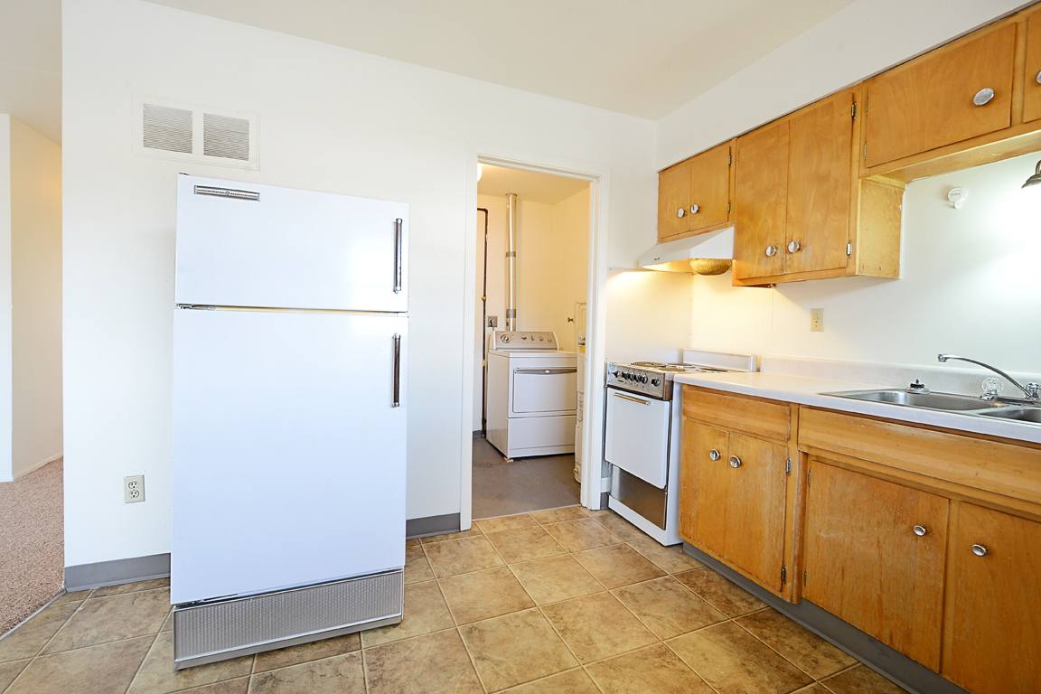 Apartment for rent at 600 Maple St, Minot, ND 58701