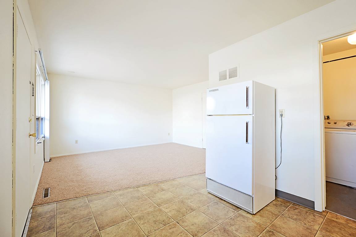 Apartment for rent at 600 Maple St, Minot, ND 58701