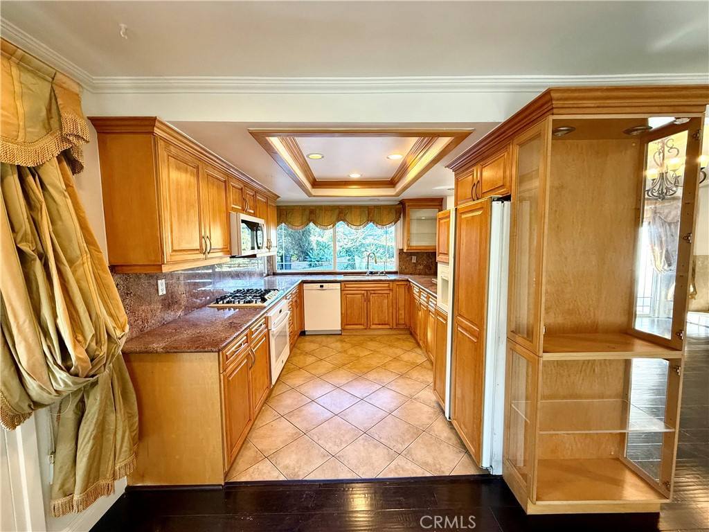 Apartment for rent at 12839 McLennan Ave, Granada Hills, CA 91344
