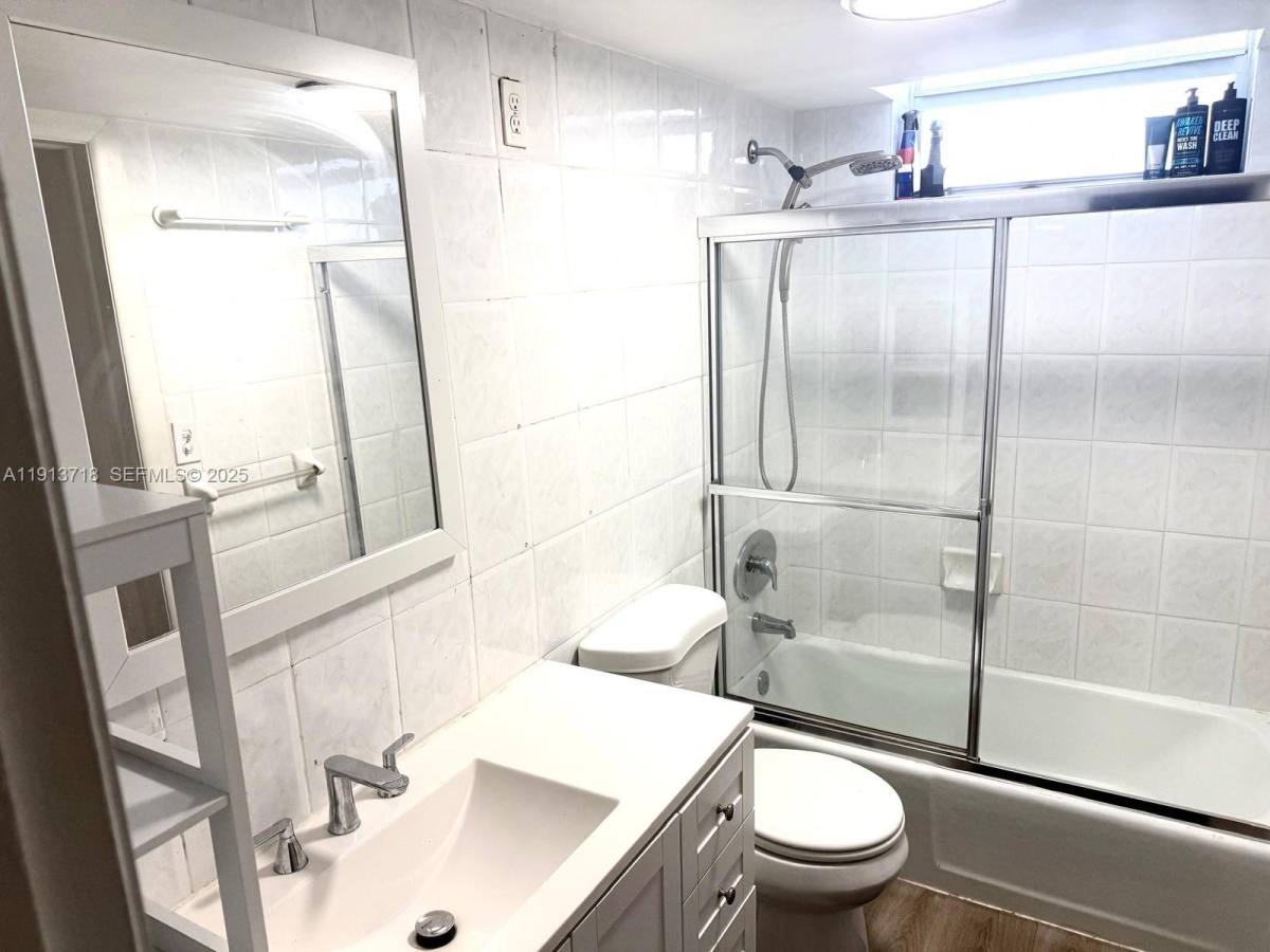 Apartment for rent at 1045 10th St #206, Miami Beach, FL 33139