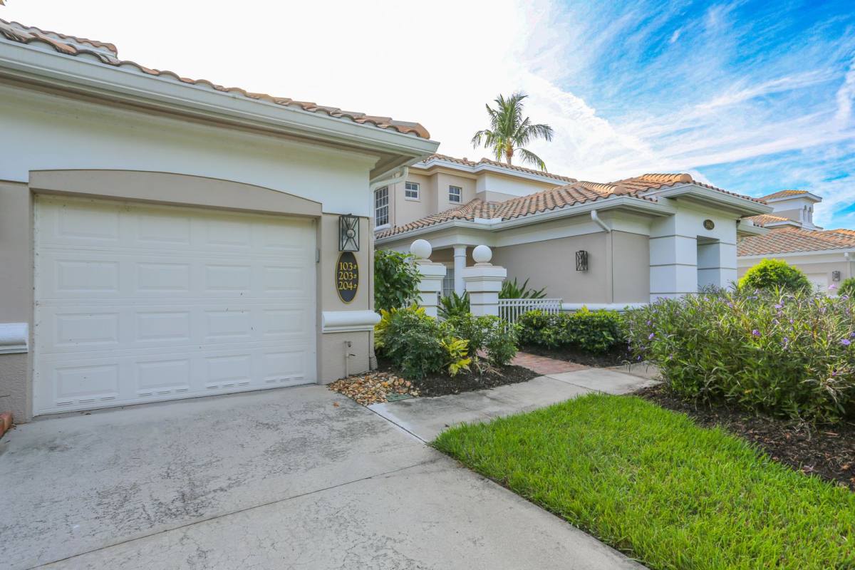 Apartment for rent at 3930 Deer Crossing Court, Naples, FL 34114