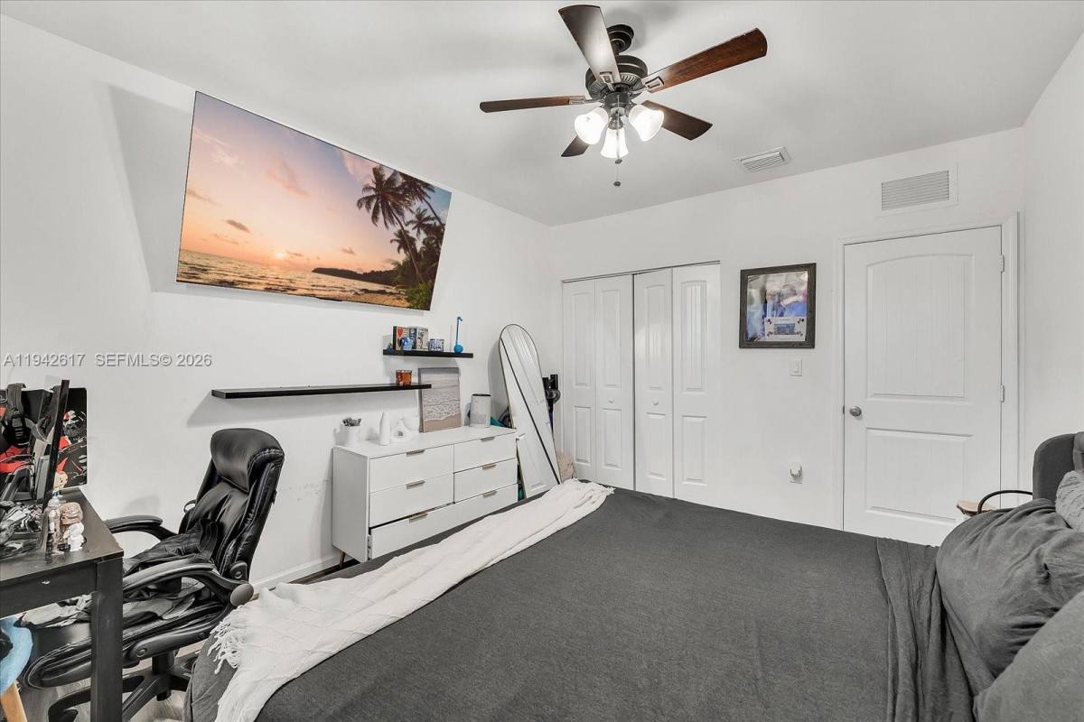 Townhouse for rent at 14229 SW 274th St, Homestead, FL 33032