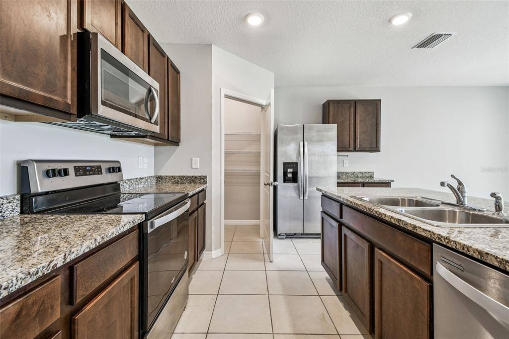 Apartment for rent at 10840 Tally Fawn Loop, San Antonio, FL 33576