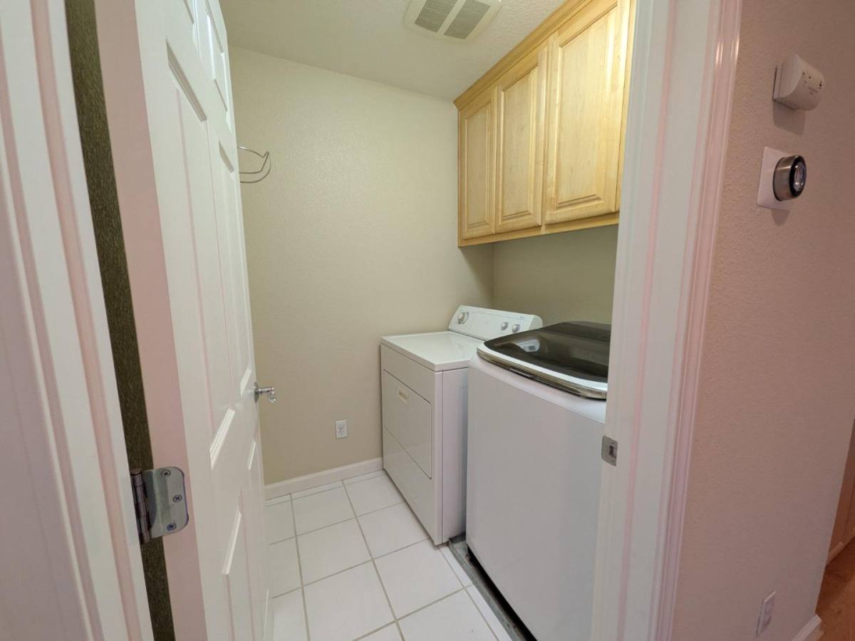 Townhouse for rent at 4086 Crandall Circle, Santa Clara, CA 95054
