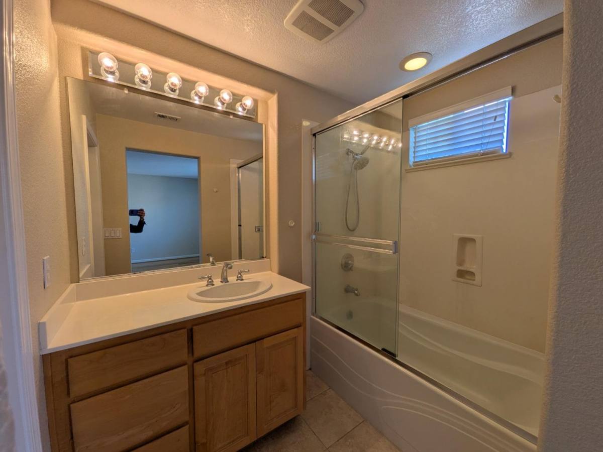 Townhouse for rent at 4086 Crandall Circle, Santa Clara, CA 95054