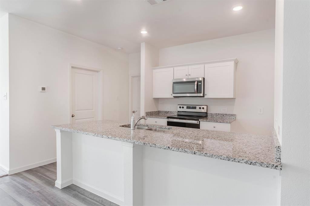 Apartment for rent at 1737 Escondido Dr, Haslet, TX 76052