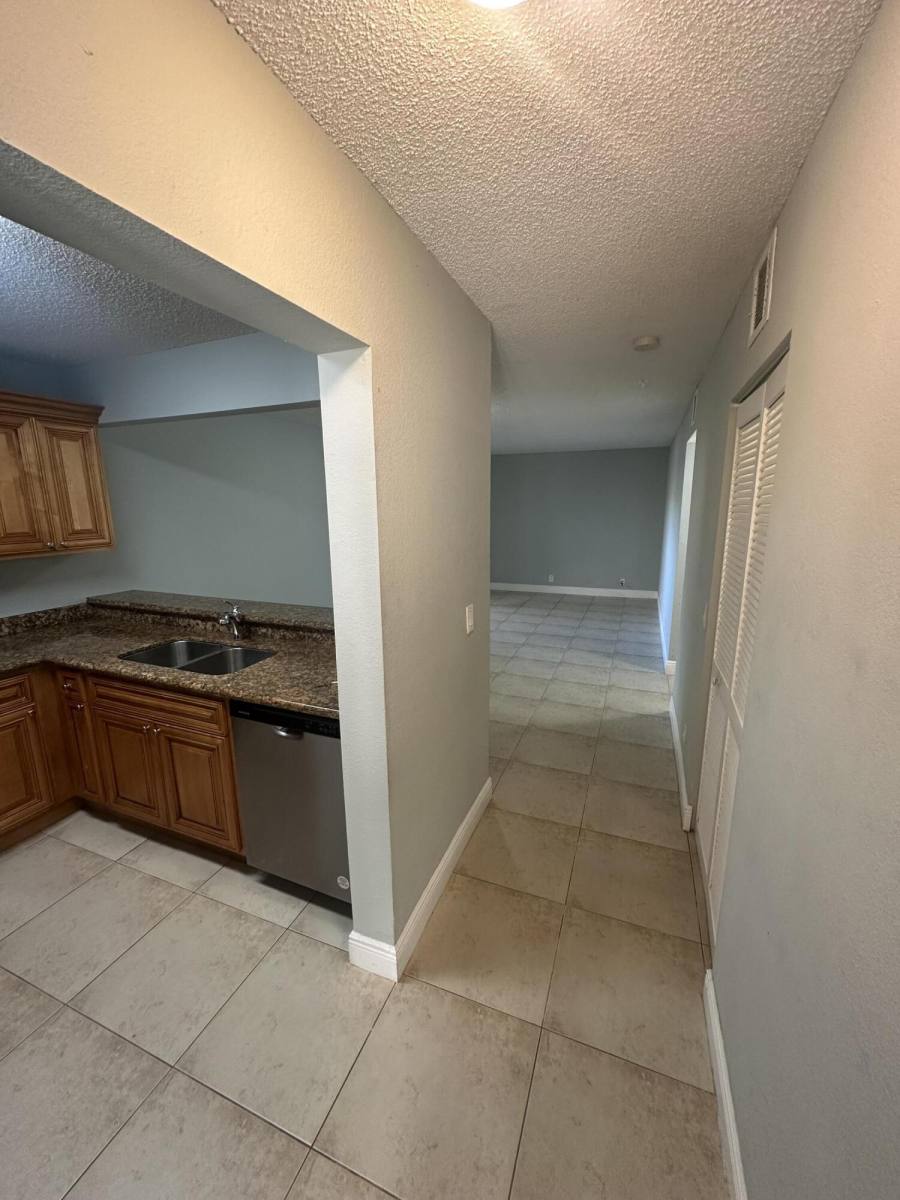 Apartment for rent at 1475 Lake Crystal Dr #1475D, West Palm Beach, FL 33411