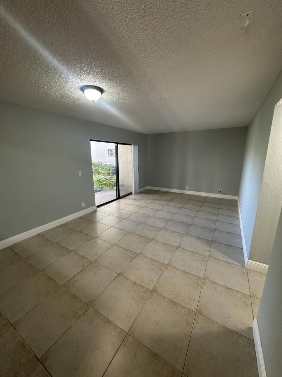 Apartment for rent at 1475 Lake Crystal Dr #1475D, West Palm Beach, FL 33411