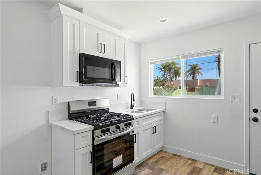Apartment for rent at 823 W 78th St #8231 2, Los Angeles, CA 90044