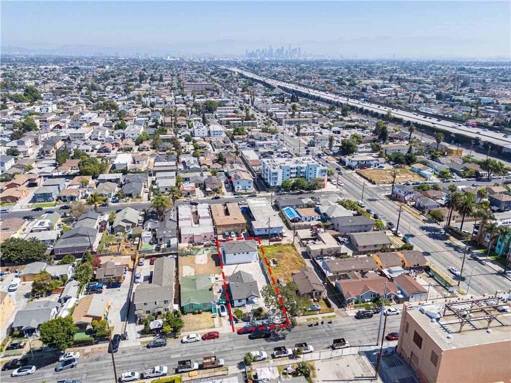 Apartment for rent at 823 W 78th St #8231 2, Los Angeles, CA 90044
