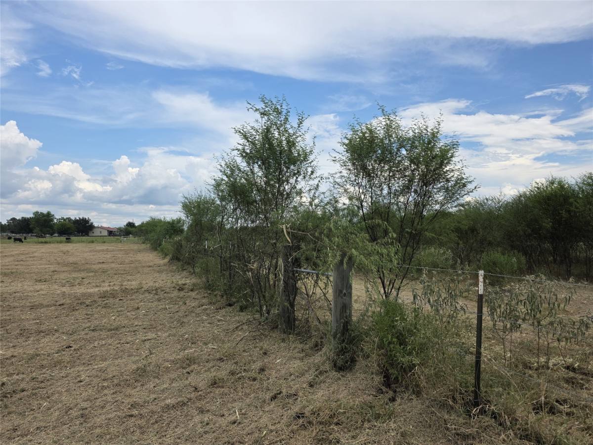 Apartment for rent at 36847 Richard Frey Rd #9, Hempstead, TX 77445