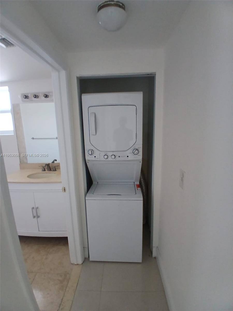 Apartment for rent at 425 NE 30th St #202, Miami, FL 33137