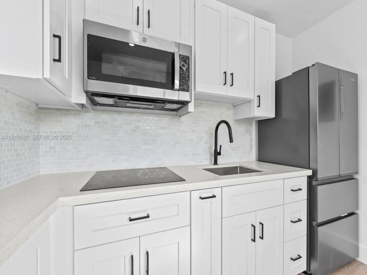 Apartment for rent at 300 NW 7th Ave #300-1, Miami, FL 33128