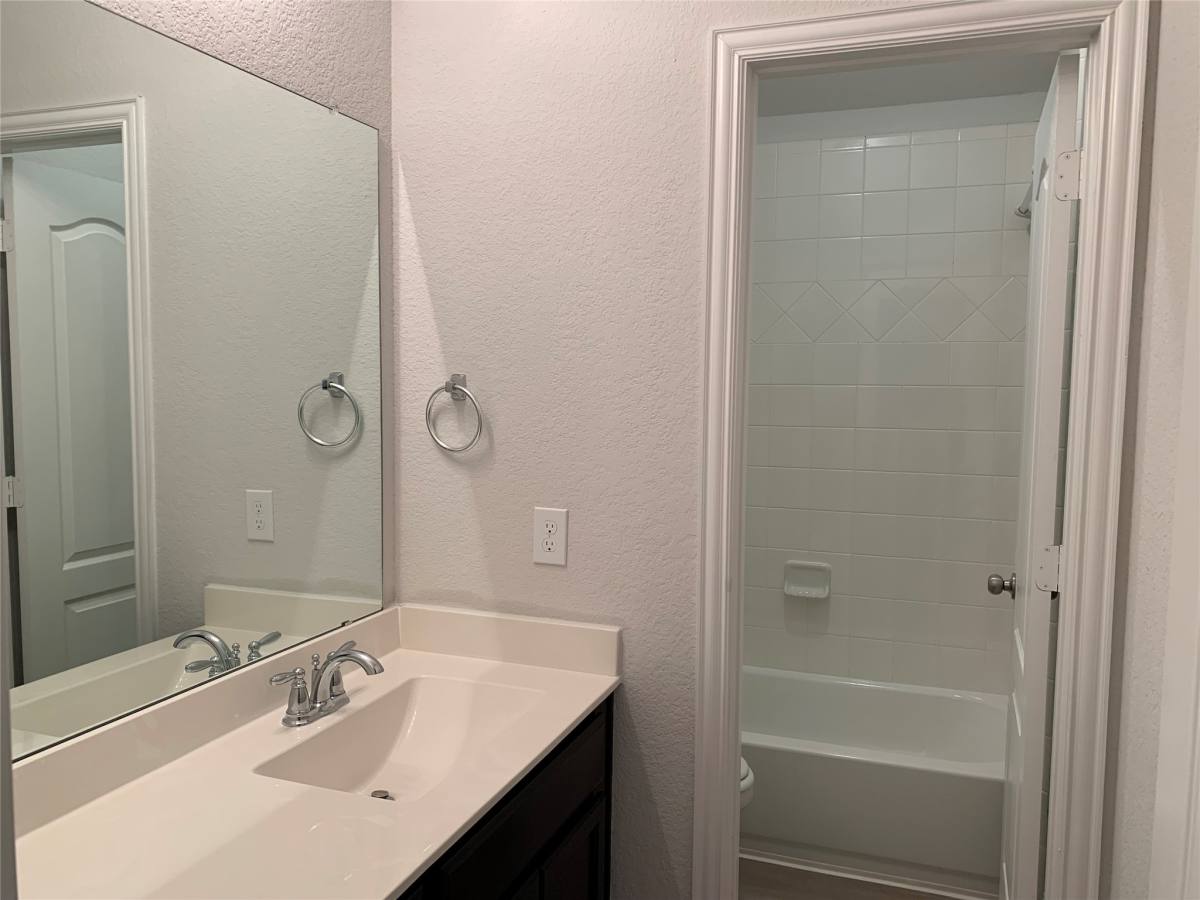 Apartment for rent at 40547 Berylline Lane, Magnolia, TX 77354