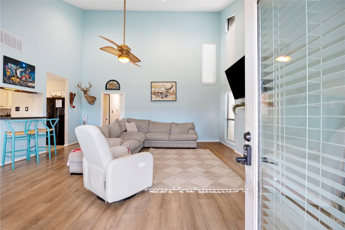 Apartment for rent at 1114 Tiki Dr, Galveston, TX 77554