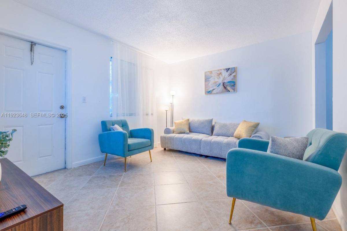Apartment for rent at 828 SW 2nd St #828-2, Miami, FL 33130