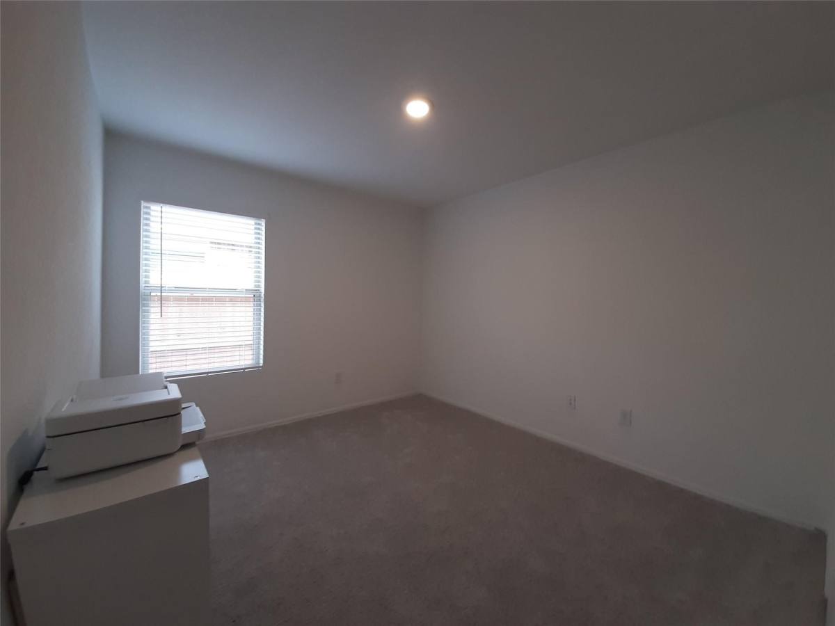 Apartment for rent at 26802 Cenzontle Dr, Katy, TX 77493