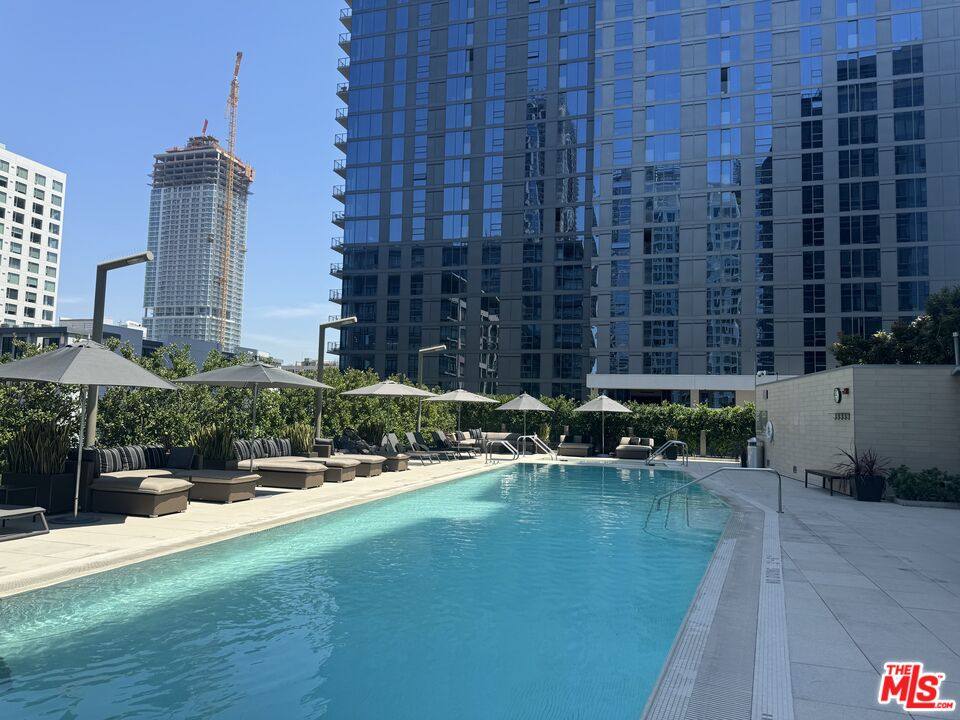 Condo for rent at 1155 S Grand Ave #910, Los Angeles, CA 90015
