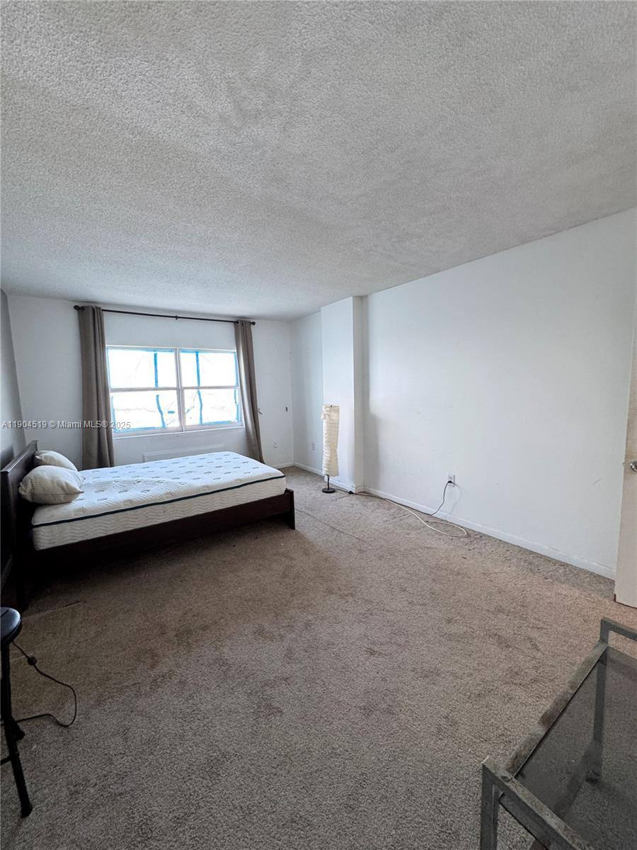 Apartment for rent at 400 Kings Point Dr #811, North Miami Beach, FL 33160
