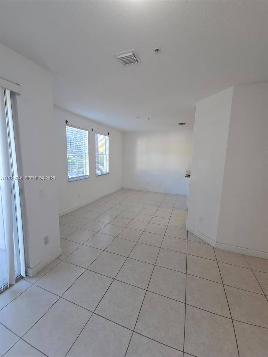 Apartment for rent at 4415 SW 160th Ave #202, Hollywood, FL 33027