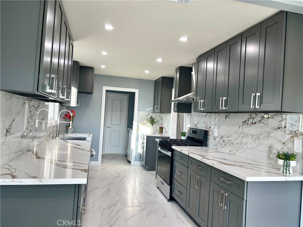 Apartment for rent at 16014 Horace St, Granada Hills, CA 91344