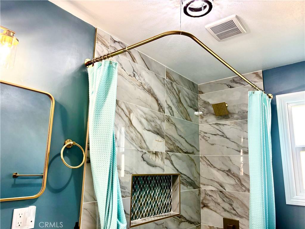 Apartment for rent at 16014 Horace St, Granada Hills, CA 91344