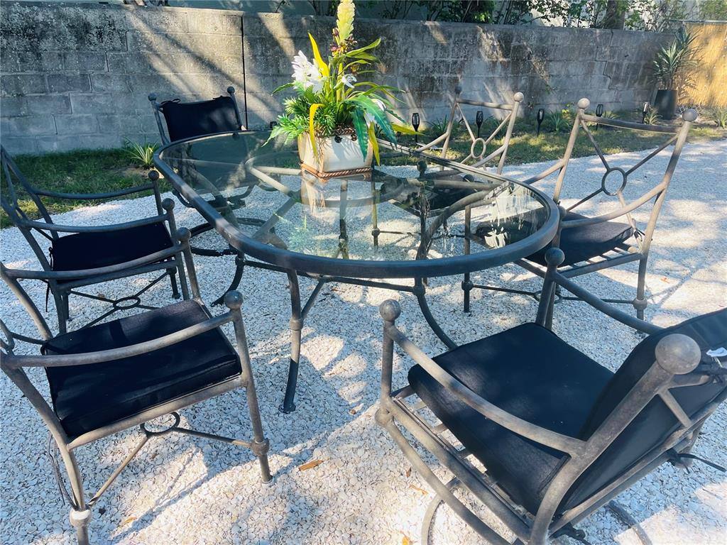 Apartment for rent at 1270 5th St, Sarasota, FL 34236