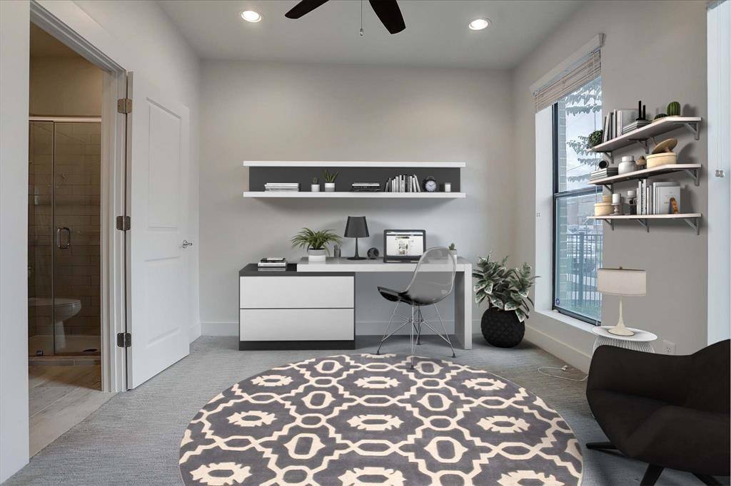 Apartment for rent at 2114 Sabine St, Houston, TX 77007