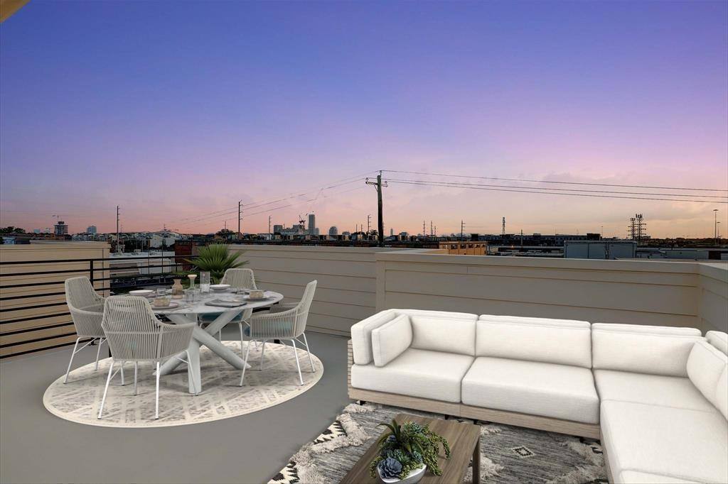 Apartment for rent at 2114 Sabine St, Houston, TX 77007