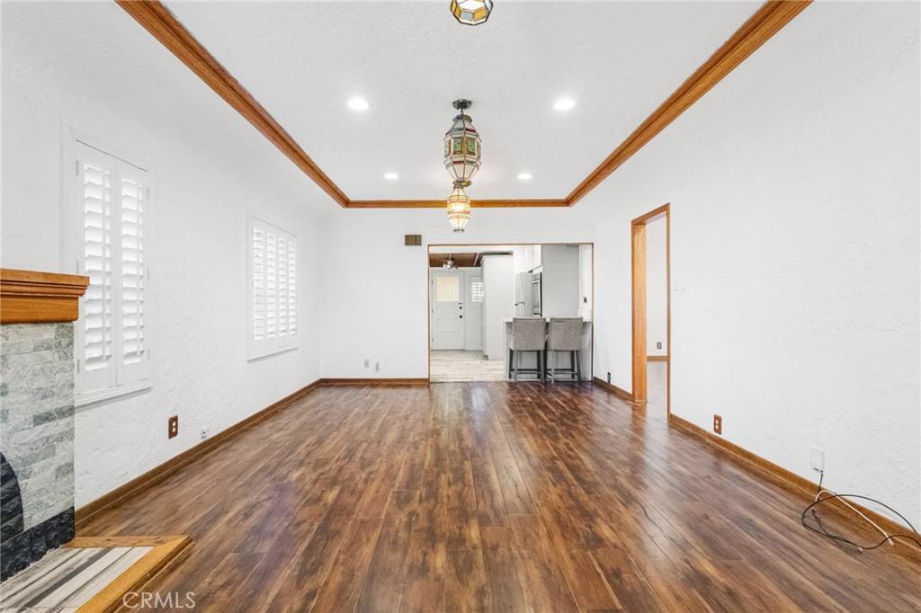 Apartment for rent at 5227 Bellaire Ave, Valley Village, CA 91607