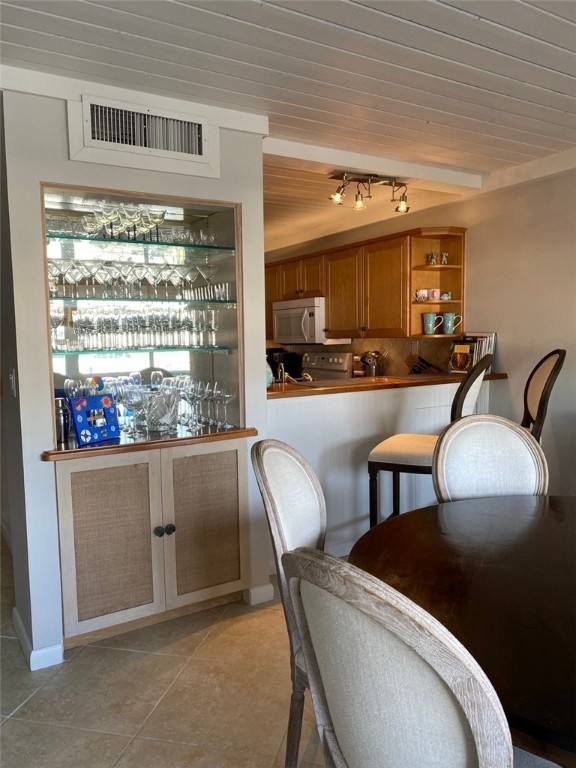 Condo for rent at 1202 Spyglass Lane #12021202A, Vero Beach, FL 32963