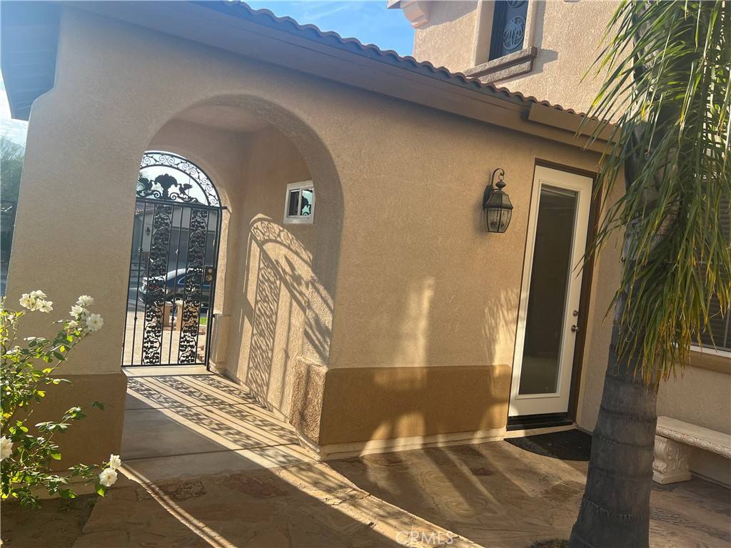 Apartment for rent at 9840 Shadow Mountain Dr, Moreno Valley, CA 92557