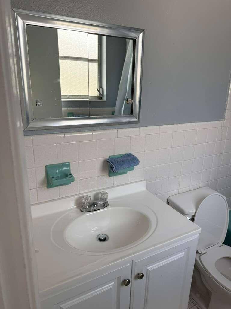 Apartment for rent at 105 NE 16th Terrace #105, Fort Lauderdale, FL 33301