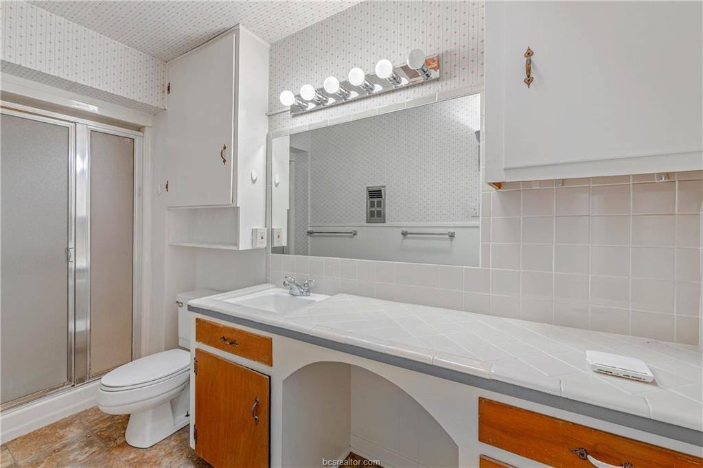 Apartment for rent at 902 Holik Dr #902, College Station, TX 77840