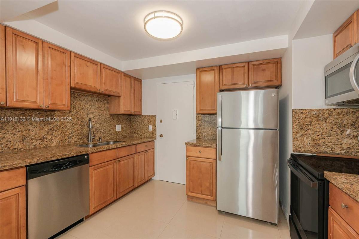Condo for rent at 3505 S Ocean Dr #1411, Hollywood, FL 33019
