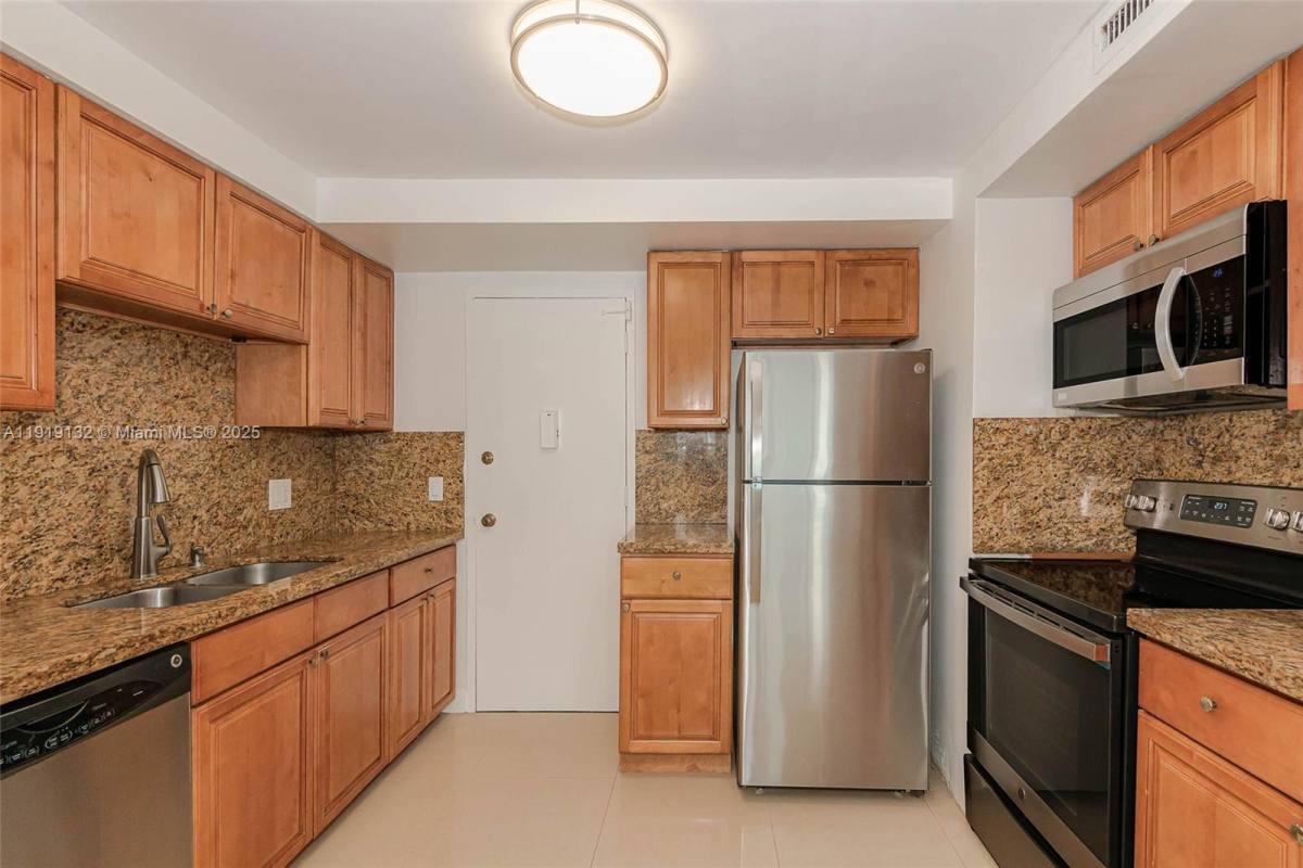 Condo for rent at 3505 S Ocean Dr #1411, Hollywood, FL 33019