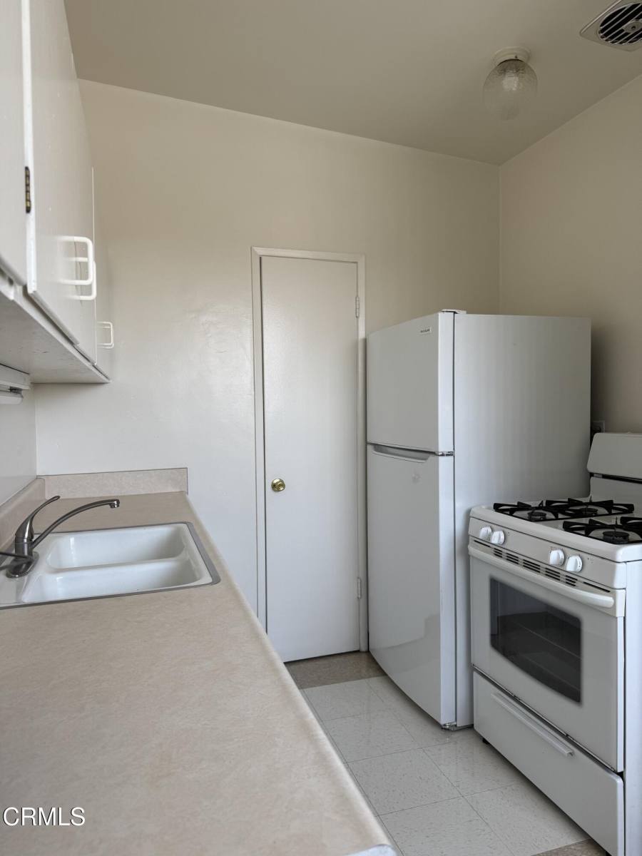 Apartment for rent at 507 Ave G #507H, Redondo Beach, CA 90277