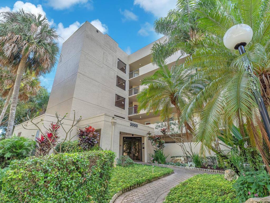 Condo for rent at 3000 NW 42nd Ave #3000B408, Pompano Beach, FL 33066
