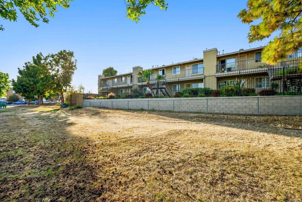 Apartment for rent at 4775 Seminole Dr #105, San Diego, CA 92115