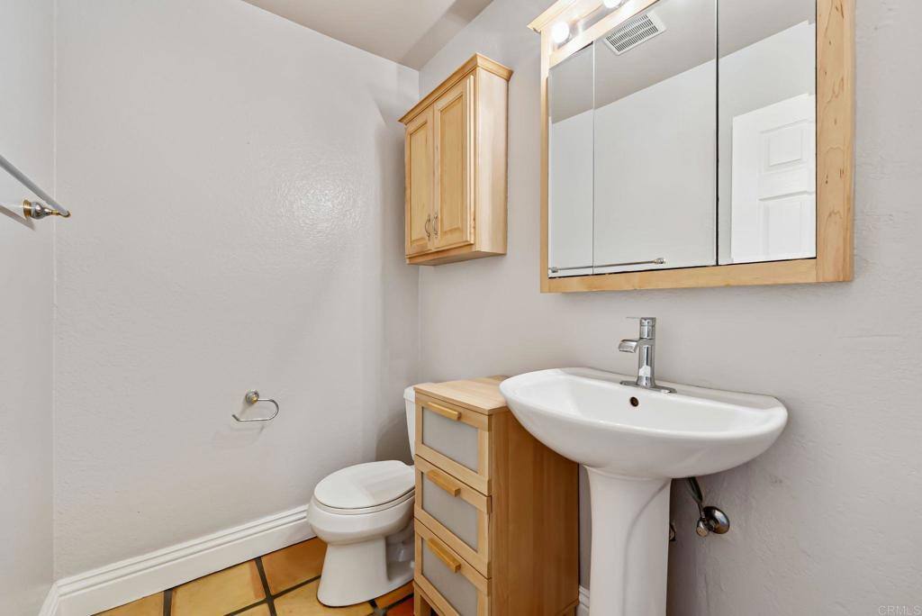 Apartment for rent at 4775 Seminole Dr #105, San Diego, CA 92115