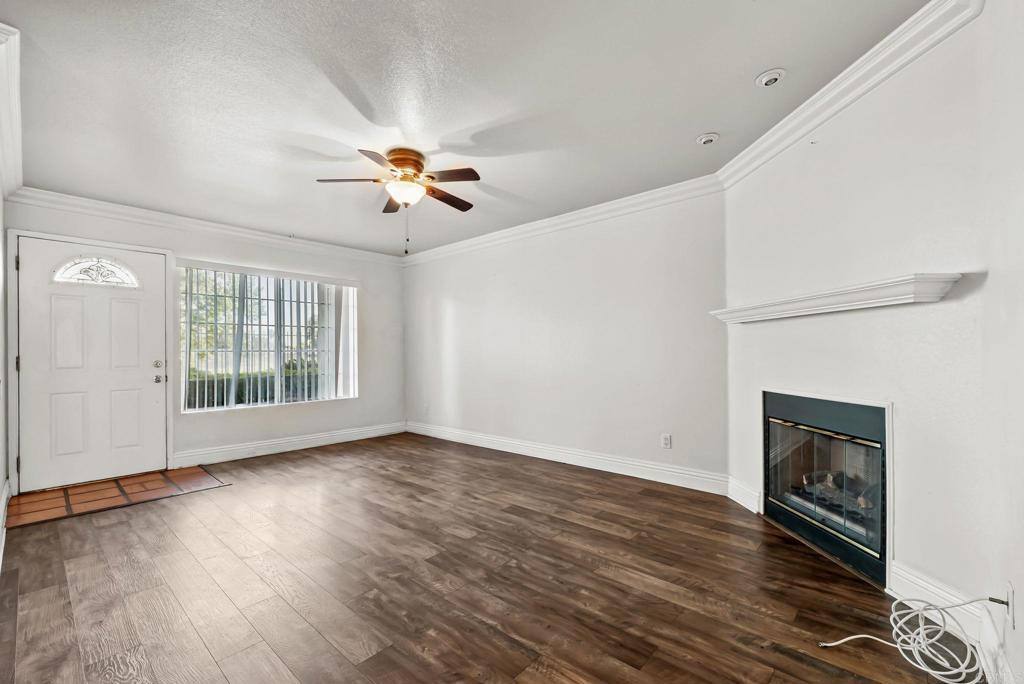 Apartment for rent at 4775 Seminole Dr #105, San Diego, CA 92115
