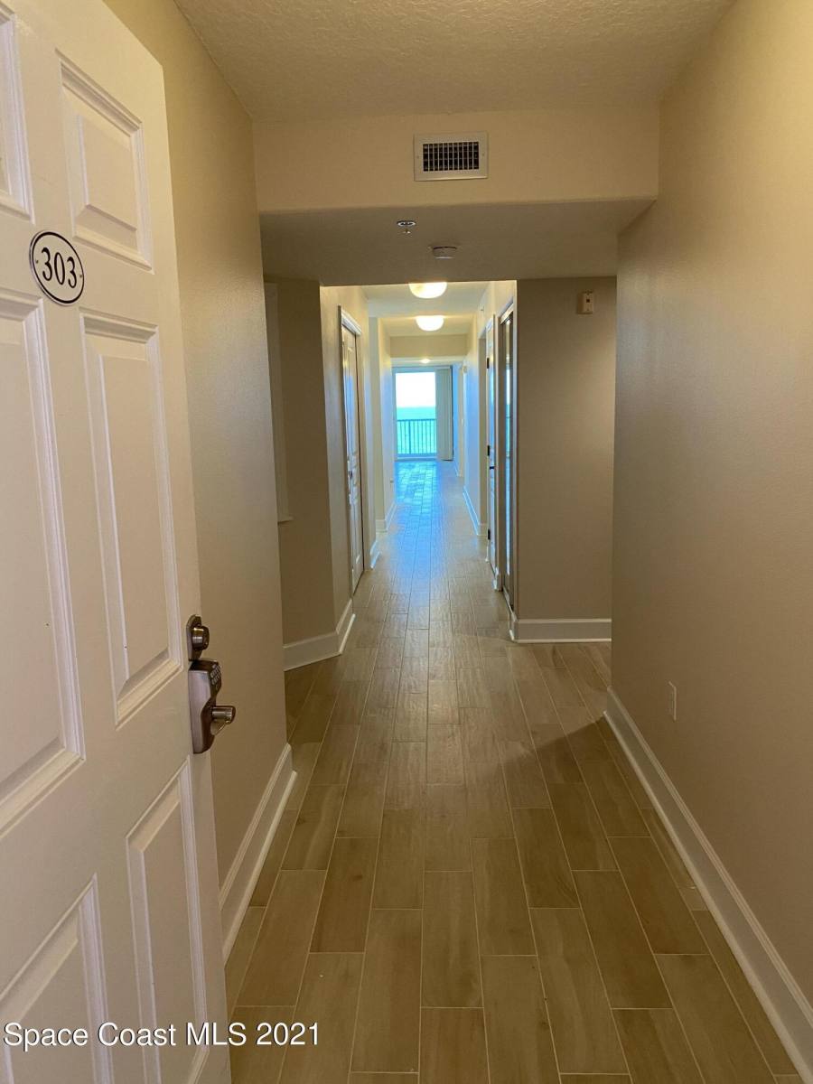 Condo for rent at 735 N Highway 735-303, Indialantic, FL 32903
