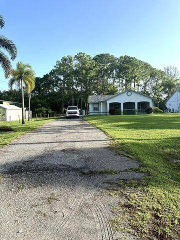 Apartment for rent at 14653 66th St N, Loxahatchee, FL 33470