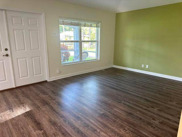 Apartment for rent at 14653 66th St N, Loxahatchee, FL 33470
