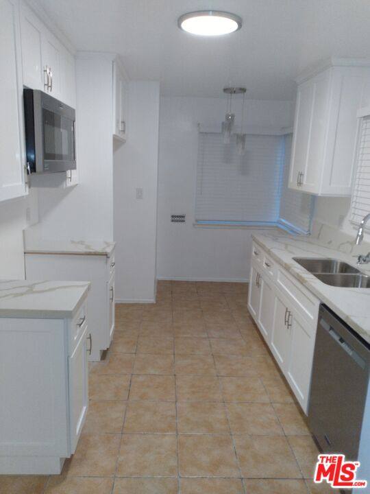 Apartment for rent at 3760 Wellington Rd, Los Angeles, CA 90016