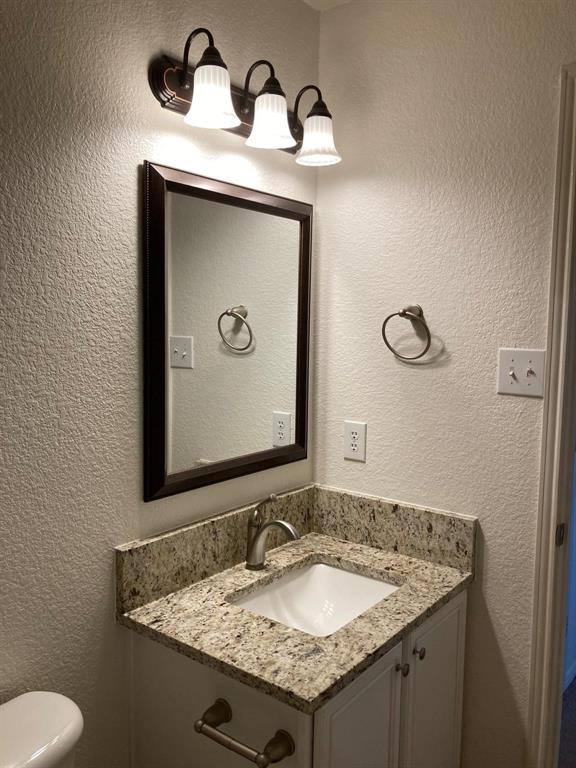 Apartment for rent at 12638 Carpenter Lane, Rhome, TX 76078